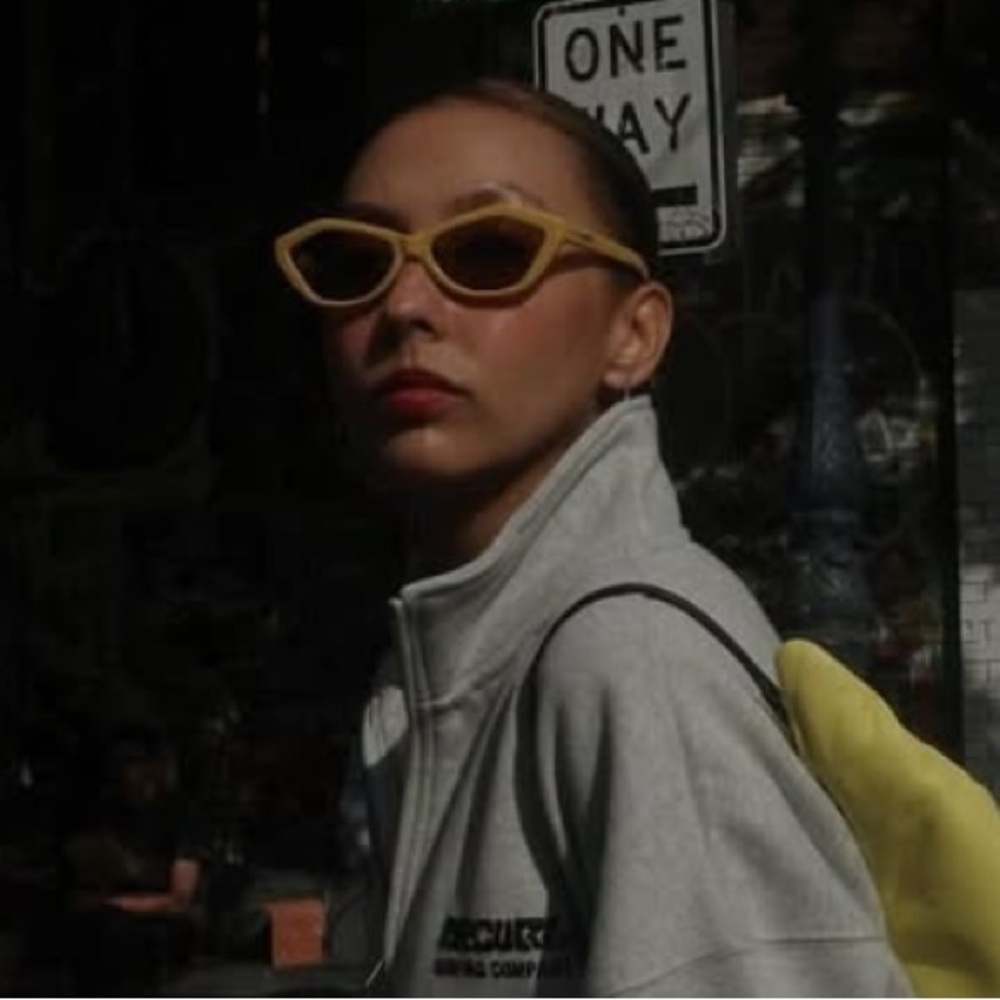 JACQUEMUS Sunglasses, New 240 - Picture 9 of 11